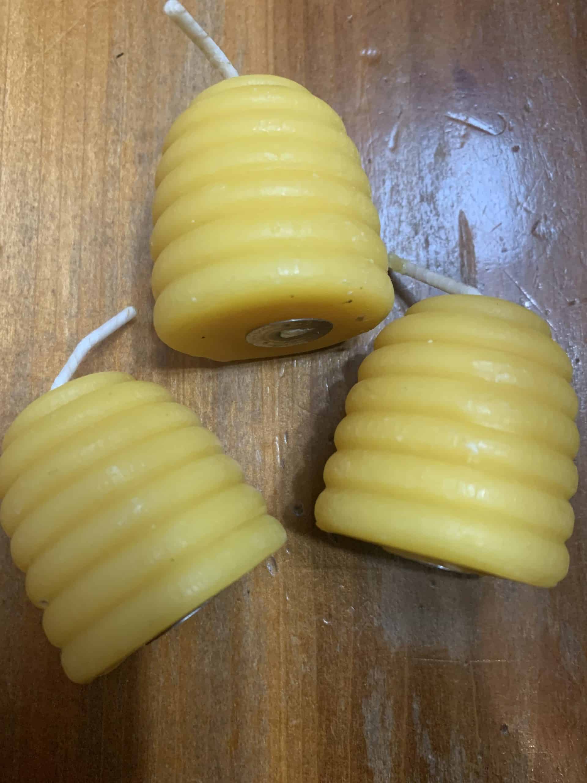 Beeswax candle hive (small 1. 2oz)