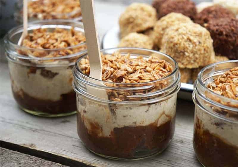 Ingredients: Bottom: Seasonal Fruit. Middle: Coconut Yogurt (Coconut milk (guar gum)*, Dates, Lemon juice*, Vanilla extract*, Psyllium). Top: Honey Granola (Gluten-free oats, Honey, Sunflower seeds*, Flaxseed*, Cinnamon, Sunflower Oil, Vanilla extract*, Sea salt*) Package Size: 1 x 9oz cup. Breakfast Cup