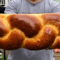 Square challah our most versatile loaf, great for any occasion. Perfect for sandwiches, cheese plates, breakfast toast and anything else your heart desires.