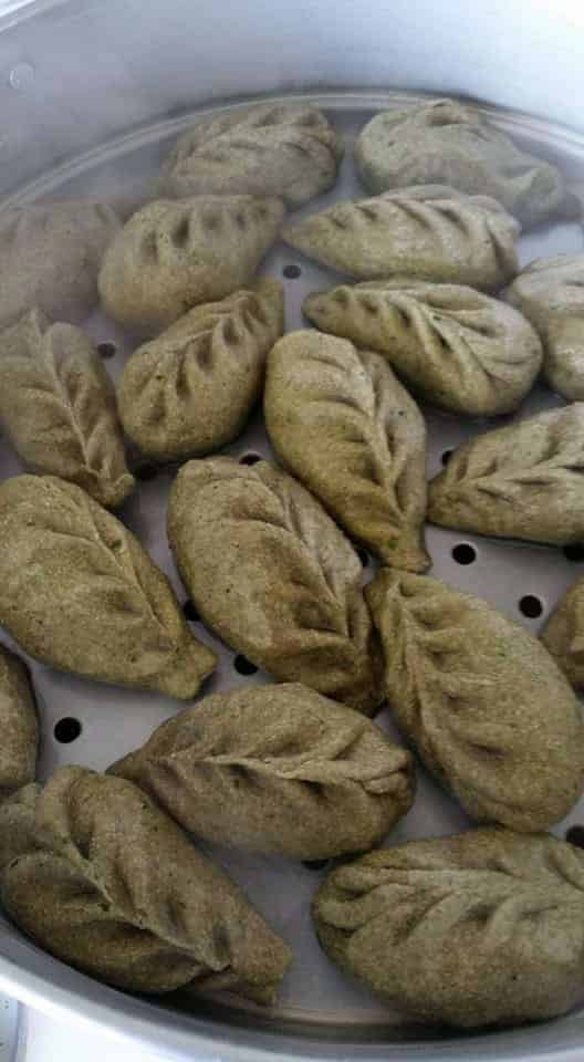Ingredients: Cabbage, Carrot, Leek, Spinach, Potato, Garlic, and Sunflower Oil Wrapped in Organic Flour Vegan MoMo - 18pcs