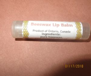 Ingredients: 100% pure beeswax & organic olive oil Beeswax Lipbalm