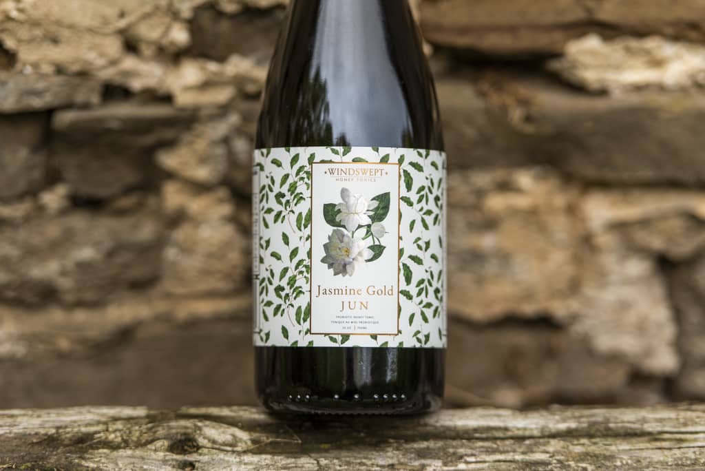 Probiotic Honey tonic made with organic fair trade green tea and local honey 750ml Jasmine Gold Jun Kombucha - 750ml