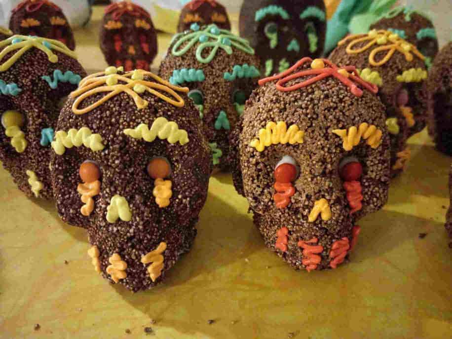 Amaranth chocolate skull